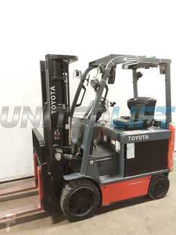 Montacargas Eléctrico (4 ruedas) 2014  Toyota 8fbcu25 (1)