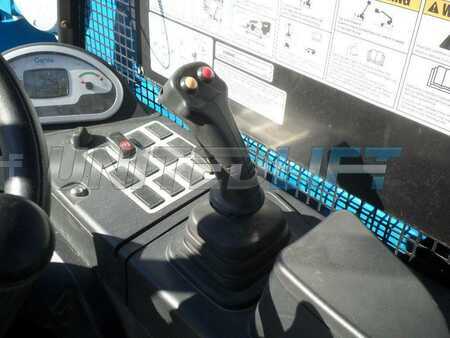 Manipulador Telescópico fijo 2018  Genie gth5519 (4)