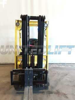 4 Wheels 2014  Hyster j40xnt (2)