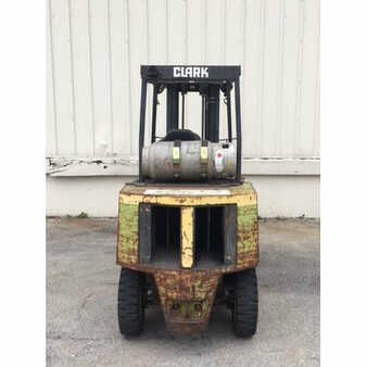 Propane Forklifts 1990  Clark gps30 (2)