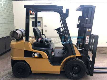 Propane Forklifts 2012  CAT Lift Trucks 2p5000 (1)