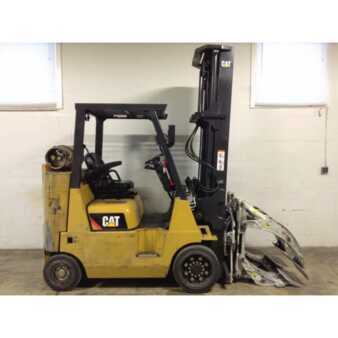 Carretilla elevadora GLP - CAT Lift Trucks gc40k (1)