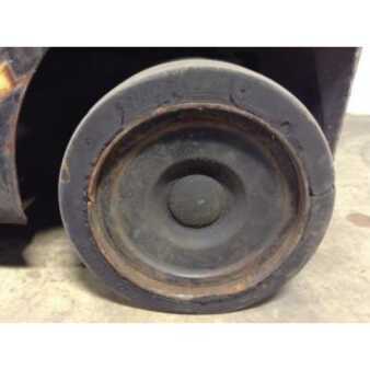 Gasoline Forklifts 2008  Hyster s120fts (11)