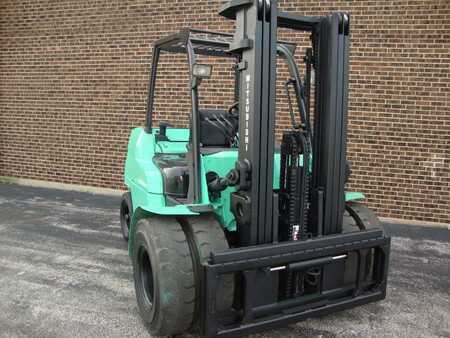 Diesel Forklifts 2012  Mitsubishi fd45n (2)