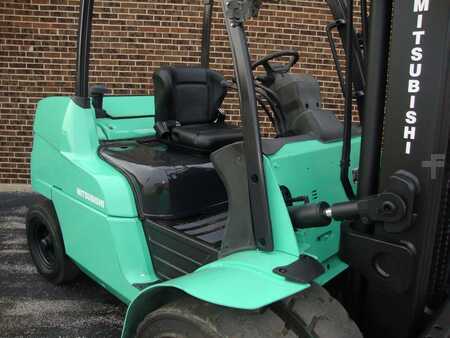 Diesel Forklifts 2012  Mitsubishi fd45n (5)