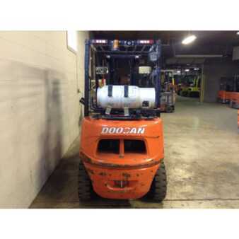 Carretilla elevadora GLP 2013  Doosan g30e3-5lp (3)
