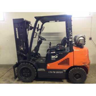Carretilla elevadora GLP 2013  Doosan g30e3-5lp (2)