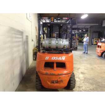 Carretilla elevadora GLP 2013  Doosan g30e3-5lp (3)
