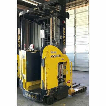Reach Trucks 2011  Hyster n40zr (2)
