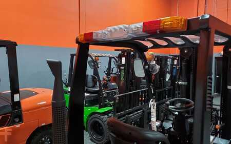 Diesel Forklifts 2025  Viper fd35 (10)