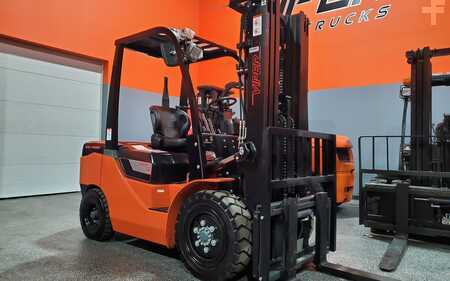 Diesel Forklifts 2025  Viper fd35 (3)