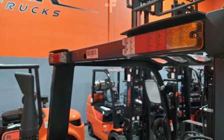 Diesel Forklifts 2025  Viper fd35 (9)