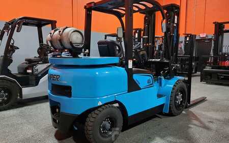 Propane Forklifts 2025  Viper fy45 (3)