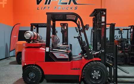 Propane Forklifts 2025  Viper fy45 (1)