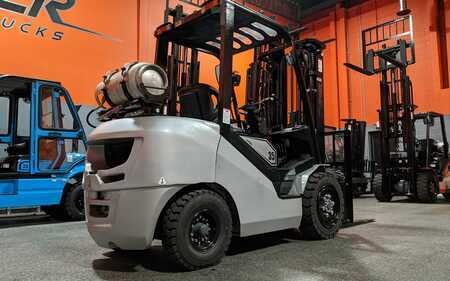Propane Forklifts 2025  Viper fy35 (3)