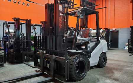 Propane Forklifts 2025  Viper fy35 (7)