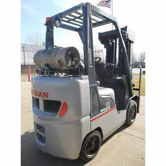 Propane Forklifts 2013  Nissan cf50 (4)