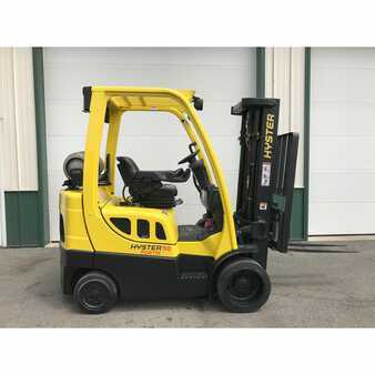 Propane Forklifts 2010  Hyster s50ft (1)