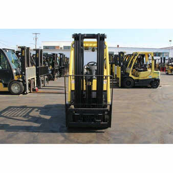 Propane Forklifts 2011  Hyster s50ft (2)