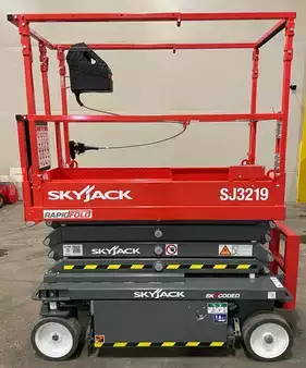 4-Wheel Electric 2026  Skyjack sj3219 (1)