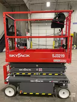 4-Wheel Electric 2026  Skyjack sj3219 (4)