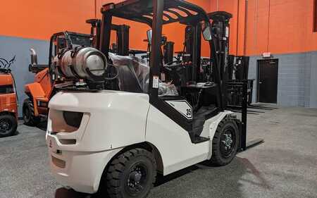 Propane Forklifts 2025  Viper fy35 (3)