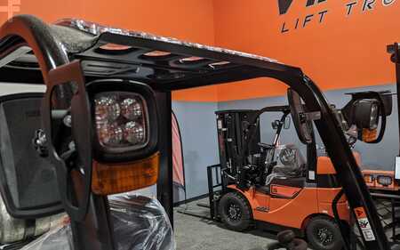 Propane Forklifts 2025  Viper fy35 (7)