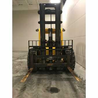 Rough Terrain Forklifts 2005  Sellick s80 (2)