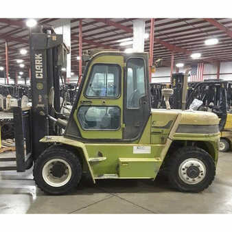 Diesel Forklifts 2015  Clark c70d (1)