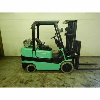 Propane Forklifts 2001  Mitsubishi fgc30k (5)
