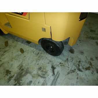 Carretilla elevadora GLP 2011  CAT Lift Trucks gc40k (10)