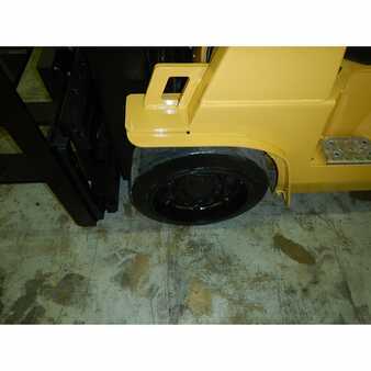 Carretilla elevadora GLP 2011  CAT Lift Trucks gc40k (9)