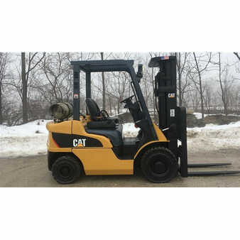 Propane Forklifts 2012  CAT Lift Trucks 2p5000 (1)