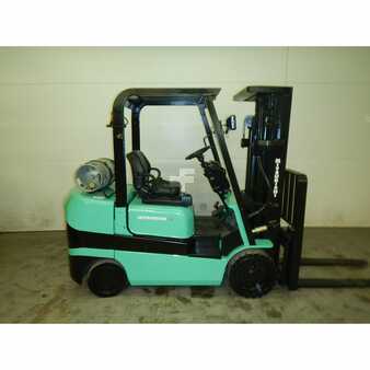 Propane Forklifts 2001  Mitsubishi fgc30k (1)