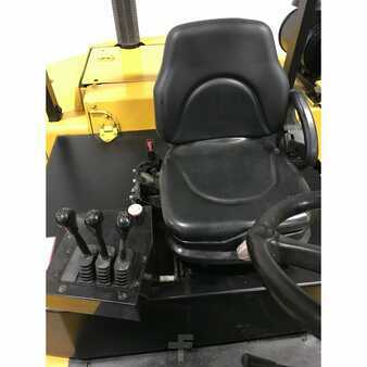 Carretilla elevadora diésel 2012  CAT Lift Trucks fd70e (11)