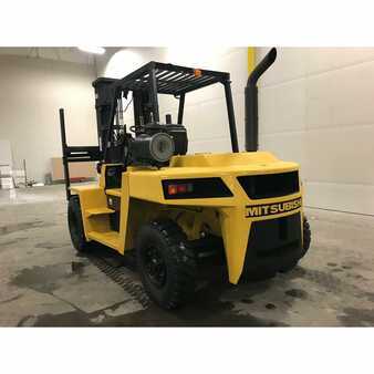 Carretilla elevadora diésel 2012  CAT Lift Trucks fd70e (2)