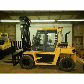 Carretilla elevadora diésel 2011  CAT Lift Trucks dp70e (1)