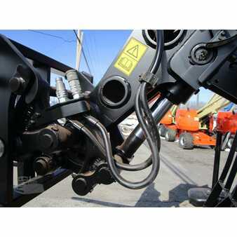 Manipulador fijo 2012  JCB 520-50 (9)