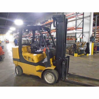 Carretilla elevadora GLP 2008  Yale glc100vx (3)