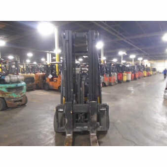 Carretilla elevadora GLP 2008  Yale glc100vx (4)