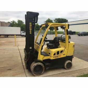 Propane Forklifts 2010  Hyster s100ftbcs (1)