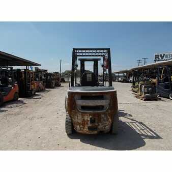 Diesel Forklifts 2011  Nissan  (4)
