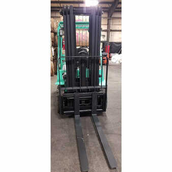 Propane Forklifts 1998  Mitsubishi fg25 (6)