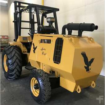 Rough Terrain Forklifts 2011  Mastercraft  (3)
