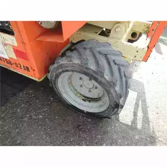 Rough Terrain Forklifts 2005  JLG 260mrt (7)