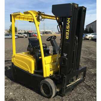 4 Wheels 2010  Hyster j40xnt (3)