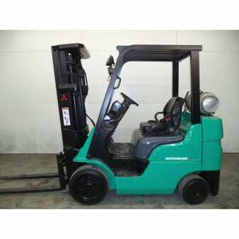 Propane Forklifts 2006  Mitsubishi fgc25n (1)