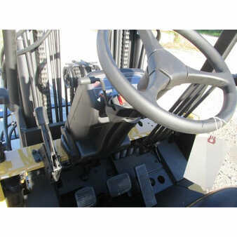 Carretilla elevadora GLP 2008  CAT Lift Trucks gc40k (4)