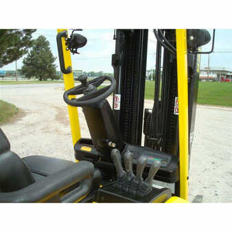 4 Wheels 2007  Hyster e60z-33 (10)