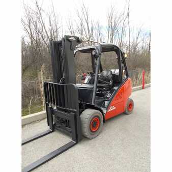 Carretilla elevadora GLP 2009  Linde h30t (2)